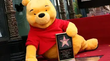 Winnie the Pooh recibe una estrella en el Paseo de la Fama de Hollywood Winnie the Pooh recibe una estrella en el Paseo de la Fama de Hollywood