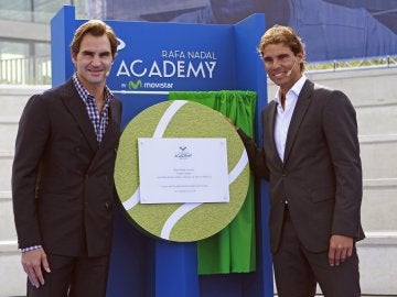 Rafa Nadal, en la inauguración de su Academia junto a Roger Federer