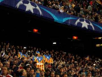 Las esteladas fueron protagonistas en el Barcelona - Manchester City