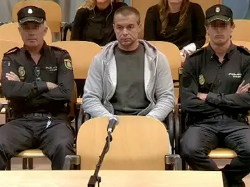 El presunto pederasta de Ciudad Lineal durante el juicio El presunto pederasta de Ciudad Lineal durante el juicio