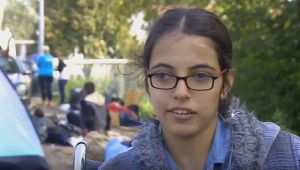 Nujeen huye de Siria