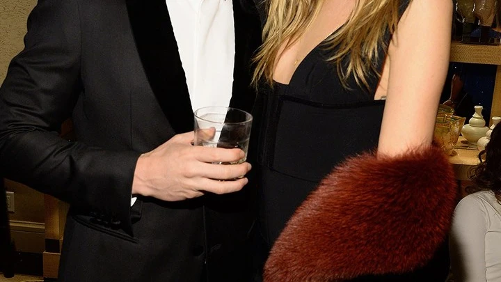 Adam Levine y Behati Prinsloo Adam Levine y Behati Prinsloo