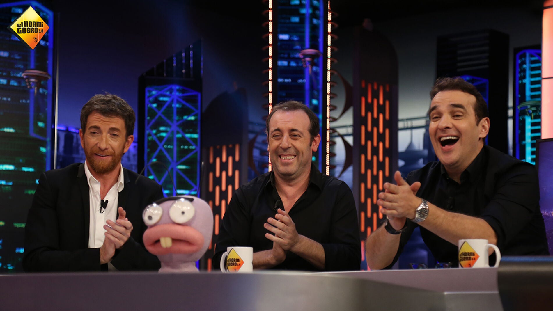 &iquest;Sabr&iacute;as decirnos cu&aacute;les de estos bares son reales y cu&aacute;les no?