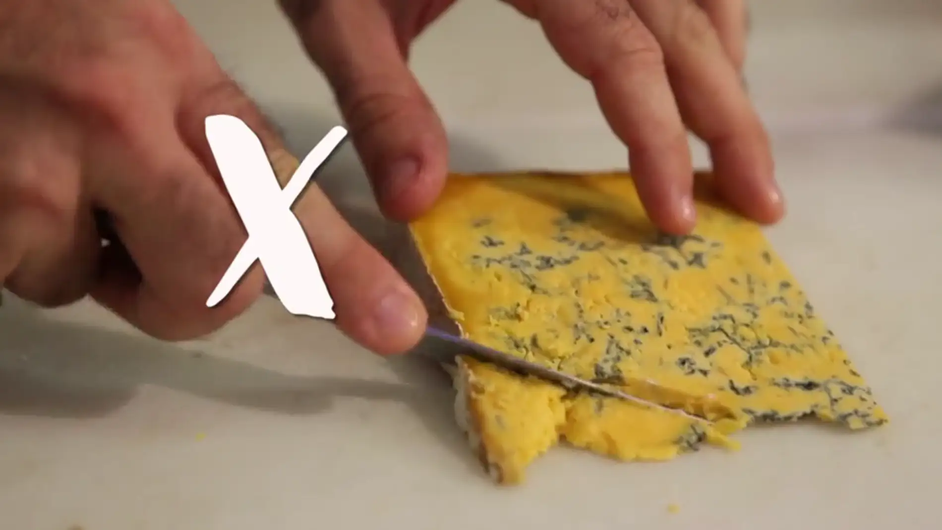 Frame 24.815705 de: ¿Cómo se corta el queso?