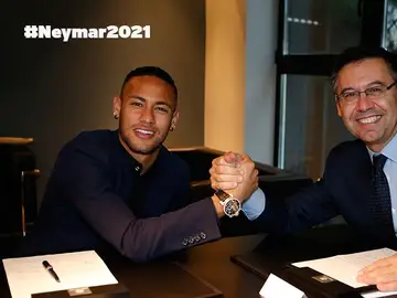 Neymar y Bartomeu certifican la renovación del brasileño hasta 2021 Neymar y Bartomeu certifican la renovación del brasileño hasta 2021