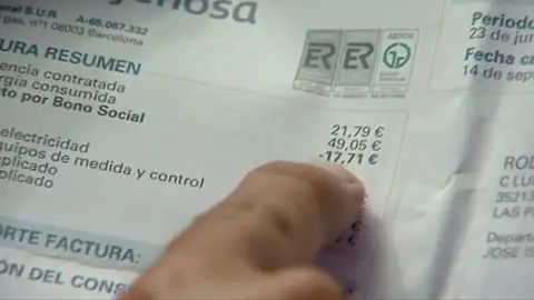 Frame 5.348331 de: ¿Quién pagará la anulación del bono social de las eléctricas? Frame 5.348331 de: ¿Quién pagará la anulación del bono social de las eléctricas?