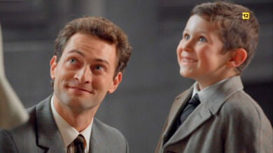 El pequeño Alberto, emocionado con la idea de que su madre le diga 'Sí' a Carlos