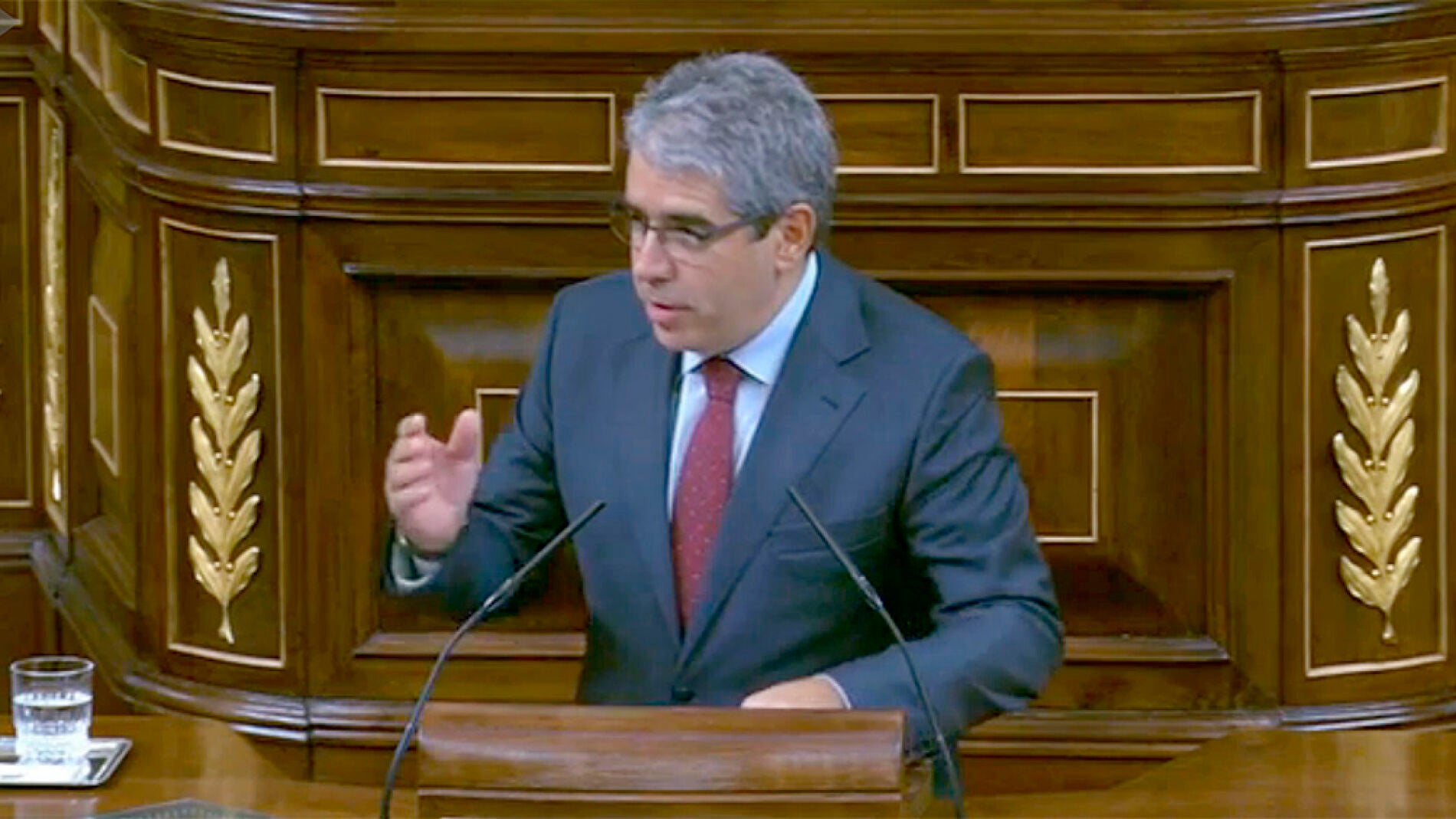 Homs durante su intervenci&oacute;n en el Congreso