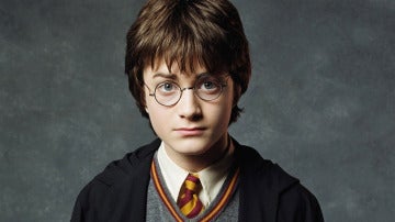 Daniel Radcliffe como Harry Potter Daniel Radcliffe como Harry Potter