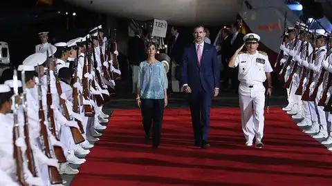 El Rey Felipe VI a su llegada a Colombia El Rey Felipe VI de España a su llegada a Colombia