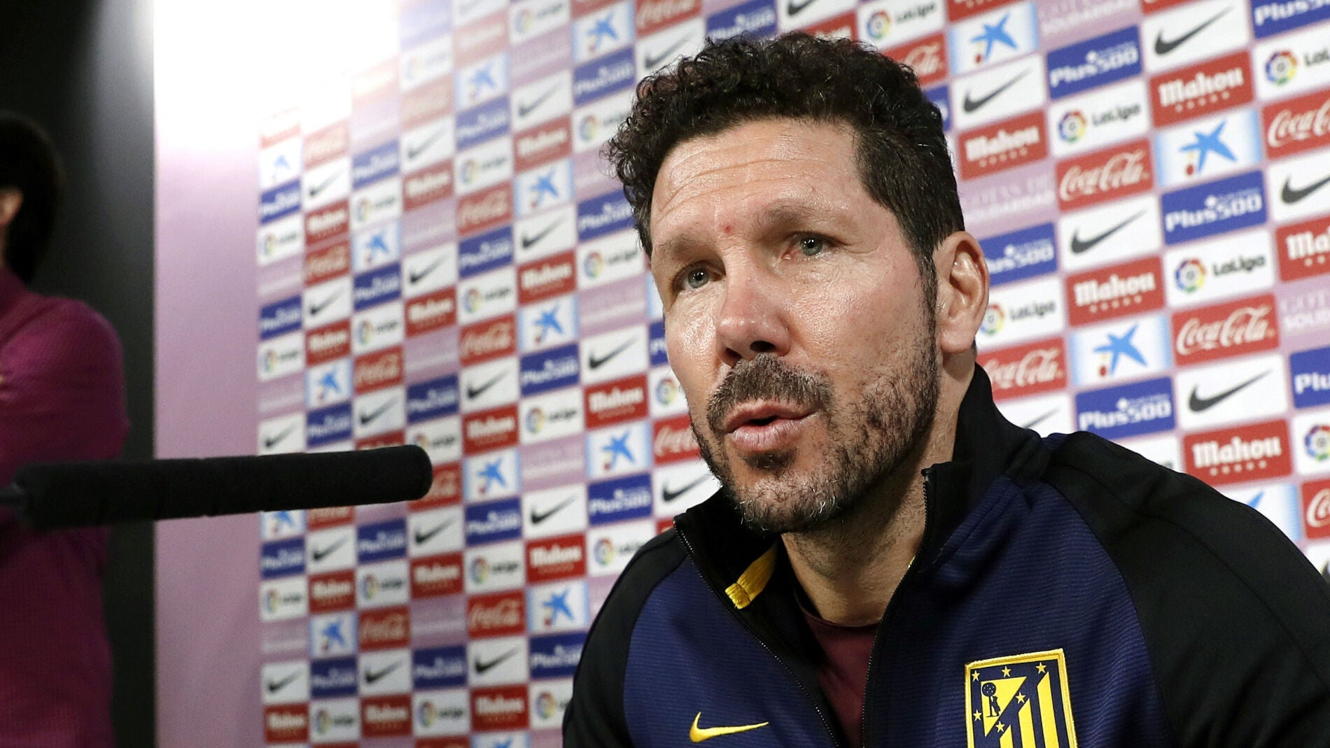 Simeone, durante la rueda de prensa