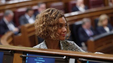 La gestora del PSOE mantiene a Margarita Robles en la Comisión y el PSC se queda sin representación en el grupo parlamentario