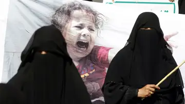 Imagen de archivo de mujeres yemeníes durante una manifestación en el país Imagen de archivo de mujeres yemeníes durante una manifestación en el país