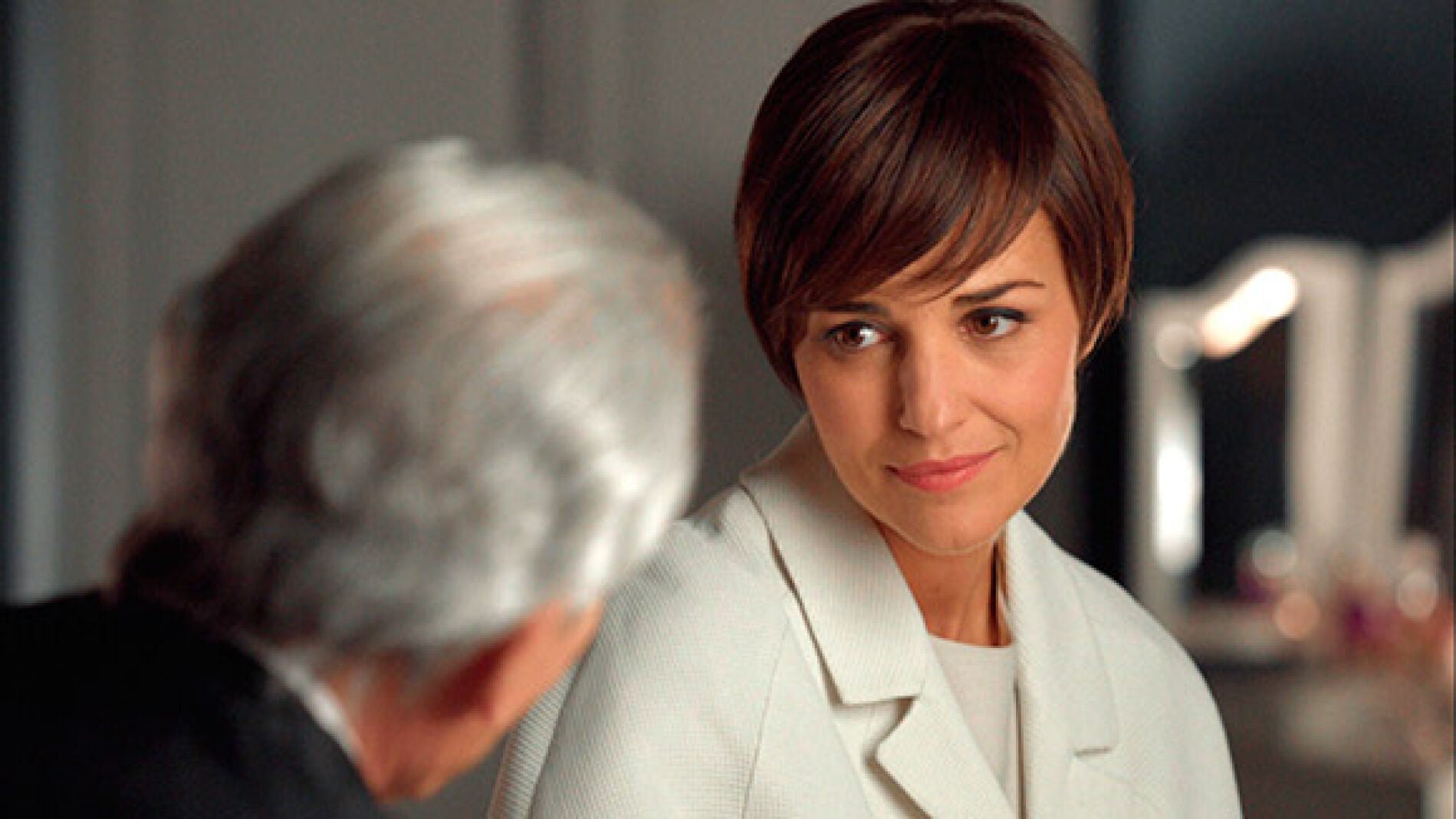 Ana pide consejo a su t&iacute;o sobre su futuro matrimonial con Carlos