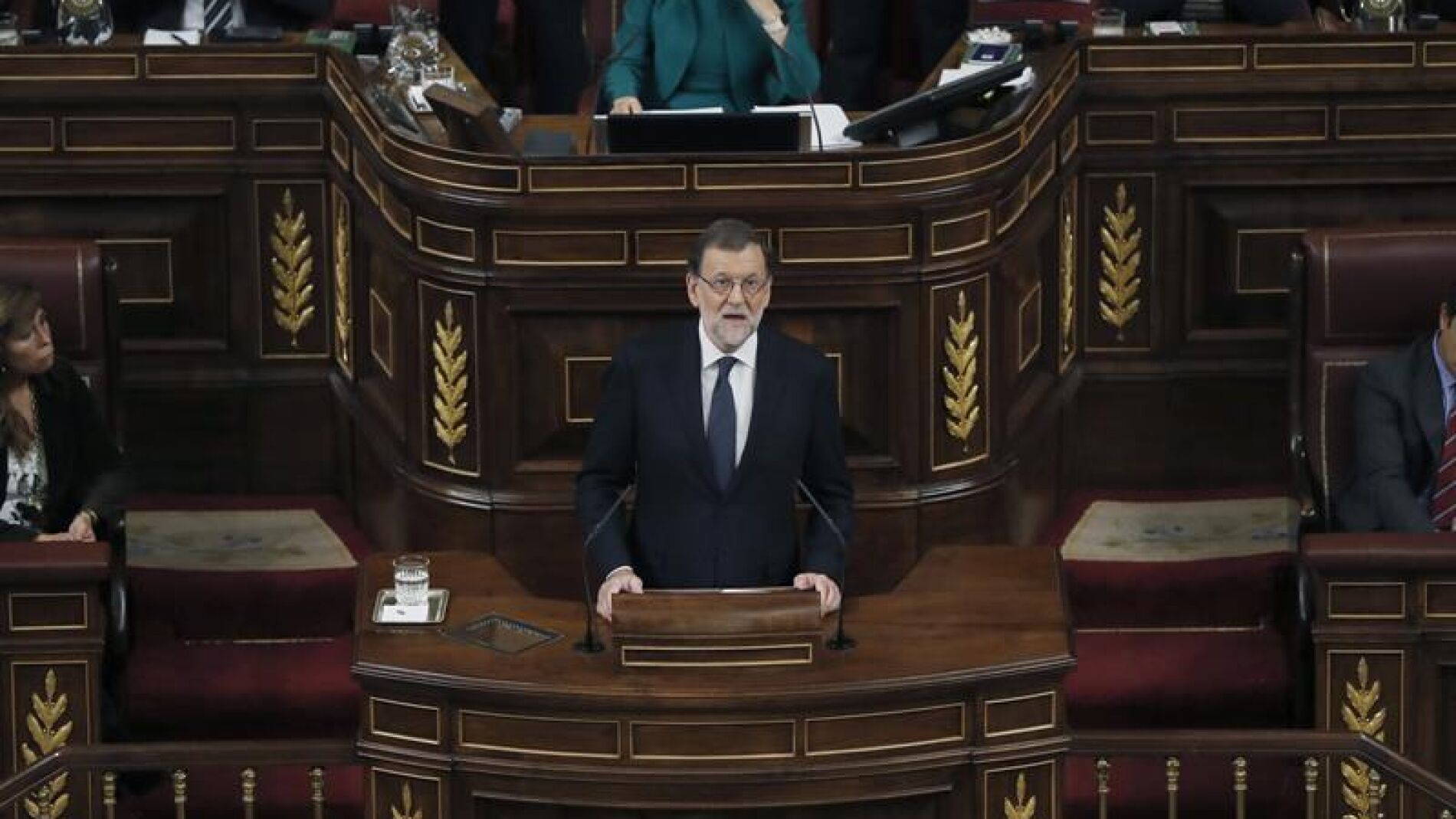 El l&iacute;der del PP y presidente del Gobierno en funciones, Mariano Rajoy, durante su intervenci&oacute;n en el debate de su investidura