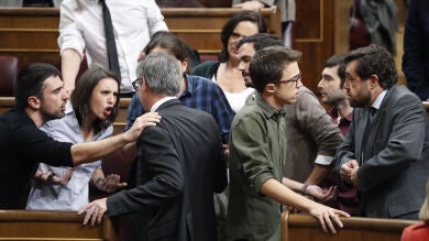 Enfrentamiento entre Ciudadanos y Podemos en el Congreso por el apoyo de los de Pablo Iglesias a Bildu