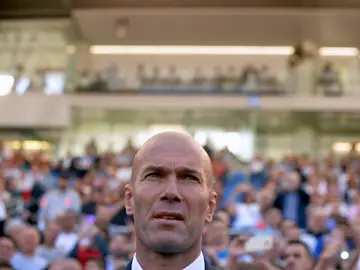 Zinedine Zidane, en Mendizorroza Zinedine Zidane, en Mendizorroza