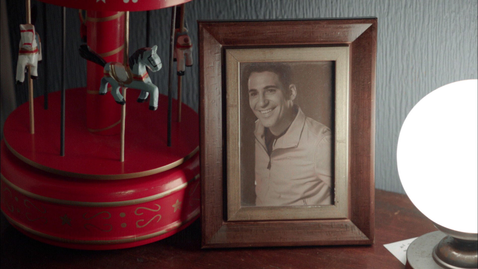 Ana no olvida a Alberto