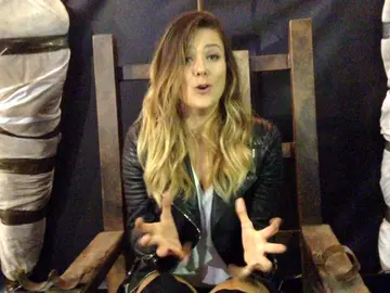 Lorena Gómez pasa un Halloween de miedo en el Pasaje del Terror del Parque de Atracciones de Madrid Lorena Gómez pasa un Halloween de miedo en el Pasaje del Terror del Parque de Atracciones de Madrid