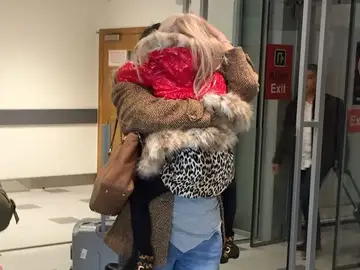 El encuentro entre la pequeña y su donante El encuentro entre la pequeña y su donante