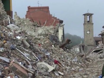 Frame 69.899371 de: Continúan los movimientos sísmicos en Italia tras el terremoto de este domingo Frame 69.899371 de: Continúan los movimientos sísmicos en Italia tras el terremoto de este domingo