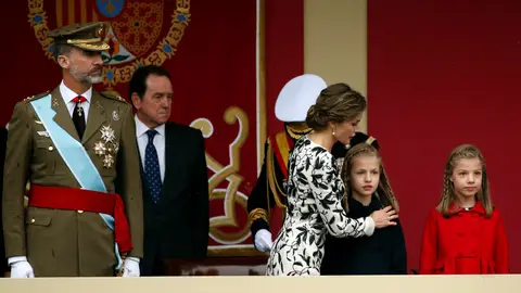 Última aparición oficial de Leonor durante el desfile de la Fiesta Nacional Última aparición oficial de Leonor durante el desfile de la Fiesta Nacional