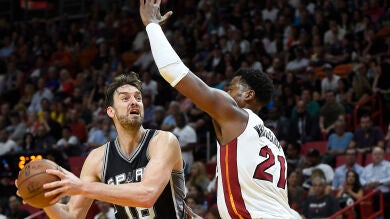 Pau Gasol y Kawhi Leonard, decisivos en la victoria de los Spurs frente a los Heat