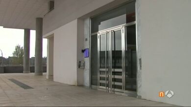 Un violador agrede a dos mujeres en el mismo bloque de viviendas en Lugo