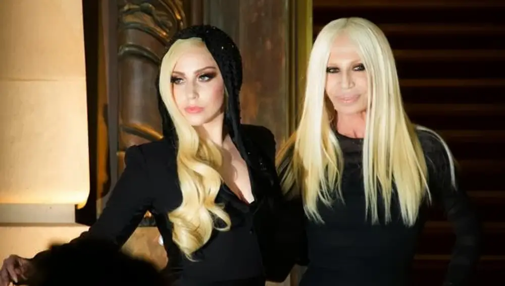 Donatella Versace y Lady Gaga 