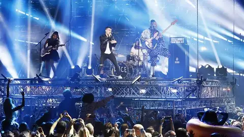 DNCE en los MTV Europe Music Awards (EMAs) DNCE en los MTV Europe Music Awards (EMAs)