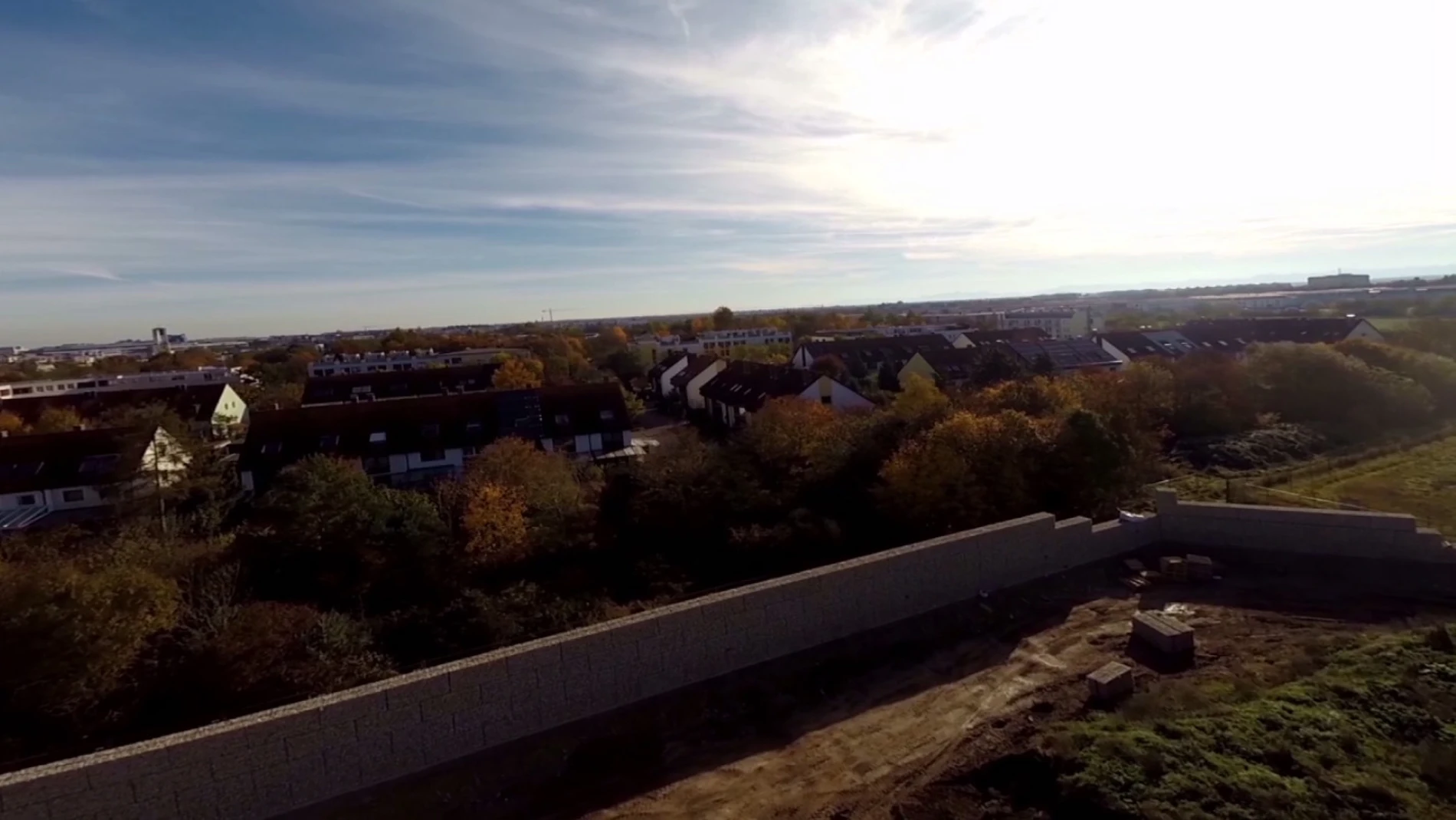 Muro de cuatro metros en Múnich Muro de cuatro metros en Múnich
