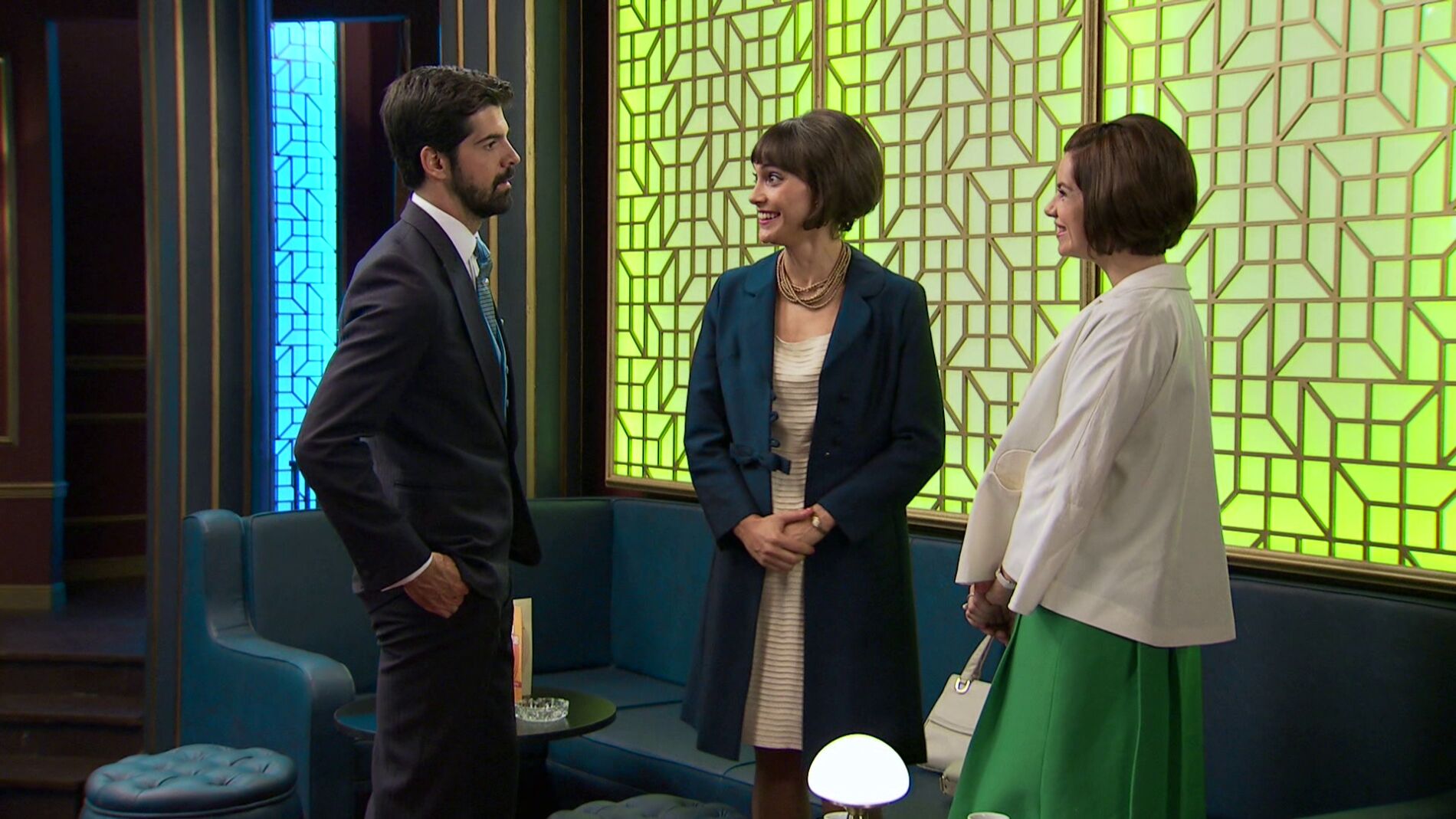  Alonso se pone nervioso al ver a Marta con Olga