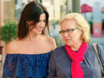 Cumplen el sueño de casarse a lo grande tras 46 años casados Cumplen el sueño de casarse a lo grande tras 46 años casados