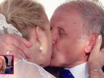 Arturo y Carmen se dan el 'sí, quiero' Arturo y Carmen se dan el 'sí, quiero'