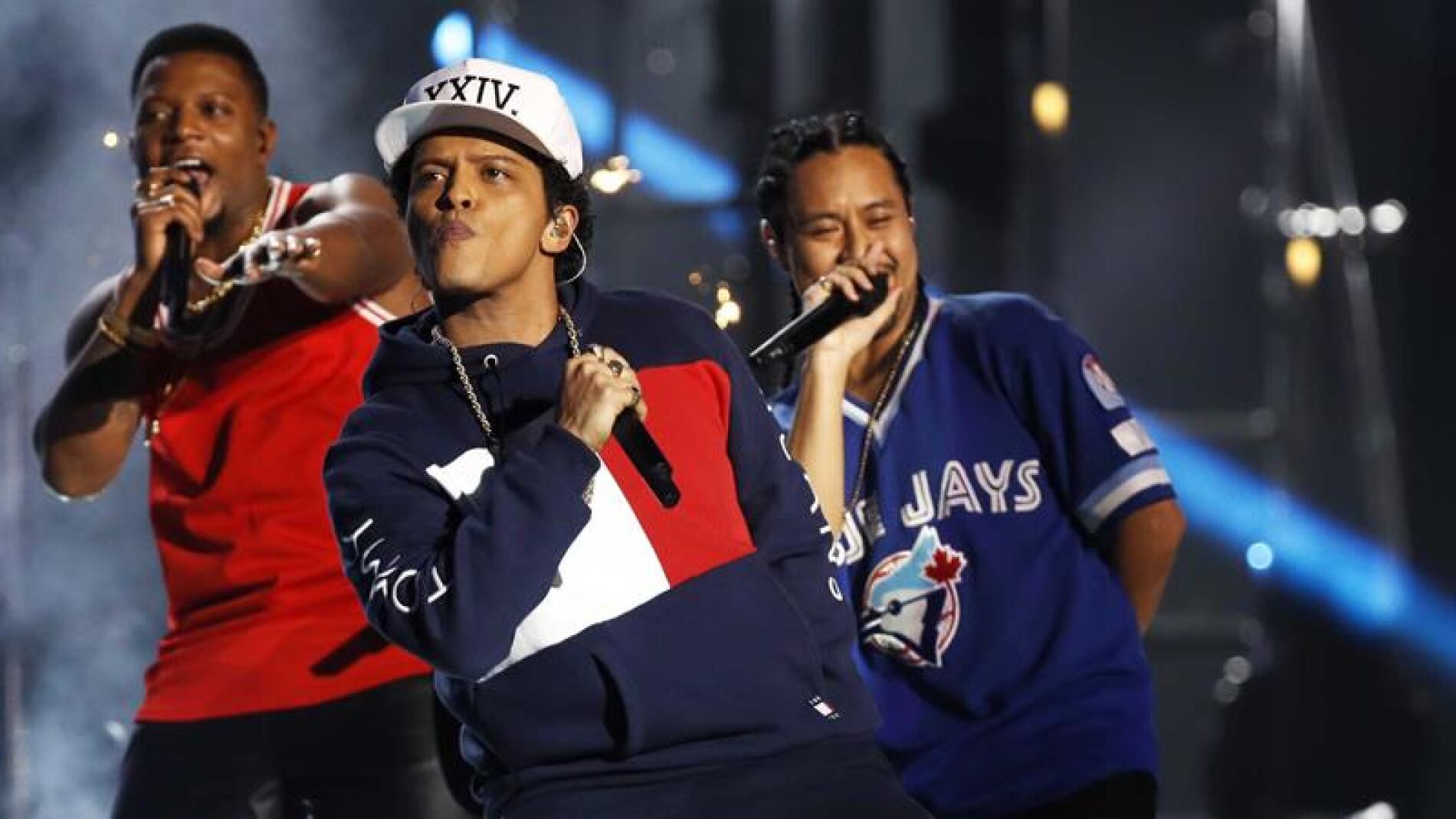 Bruno Mars en los MTV Europe Music Awards (EMAs)