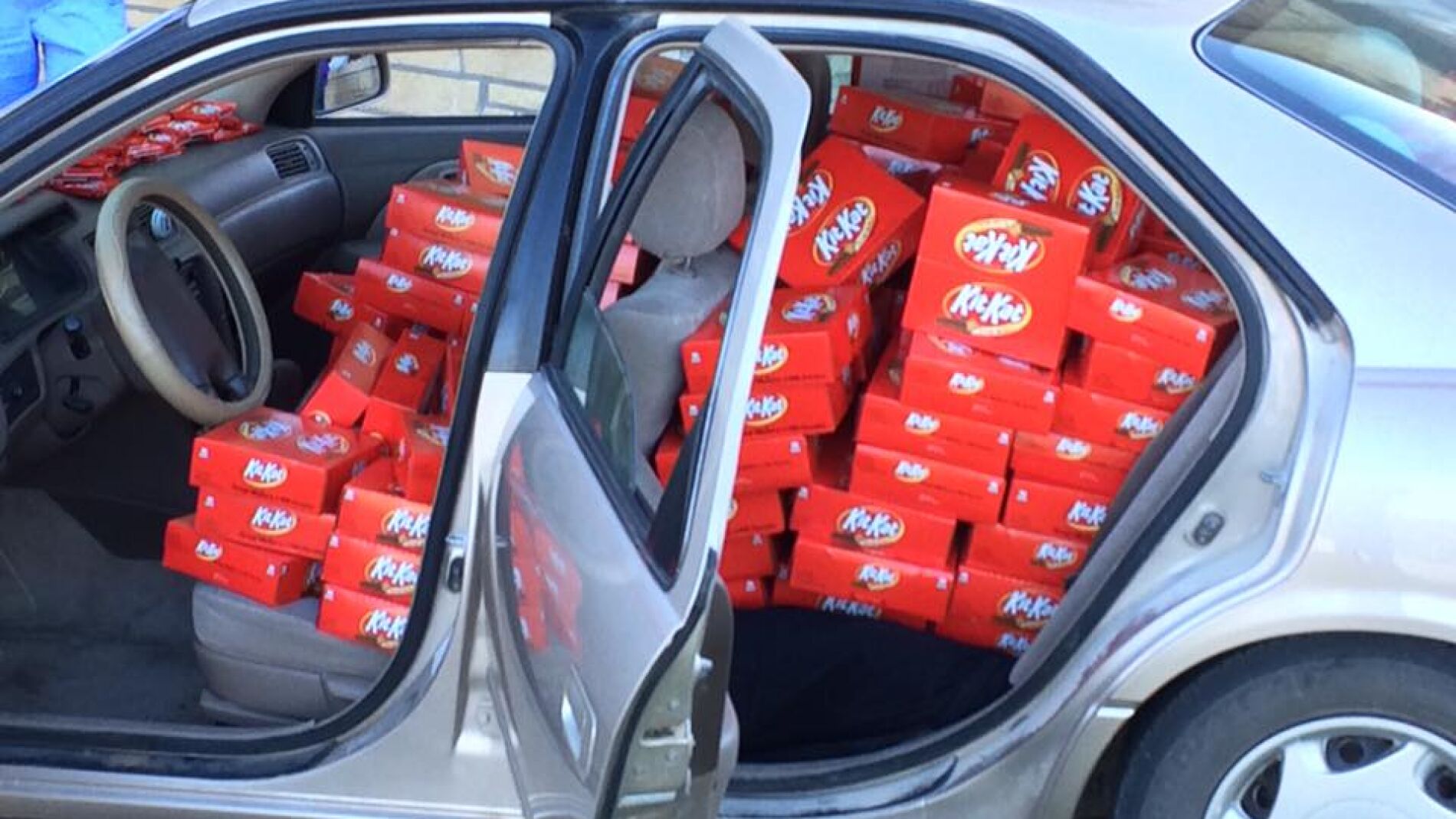 Las chocolatinas que Kit Kat regal&oacute; a Hunter Jobbins