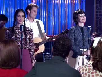 Las chicas de Mocedades actúan en el 'King's Road Club' Las chicas de Mocedades actúan en el 'King's Road Club'