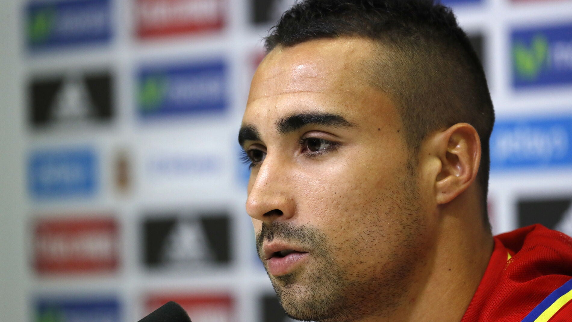 Sergio Asenjo, en rueda de prensa