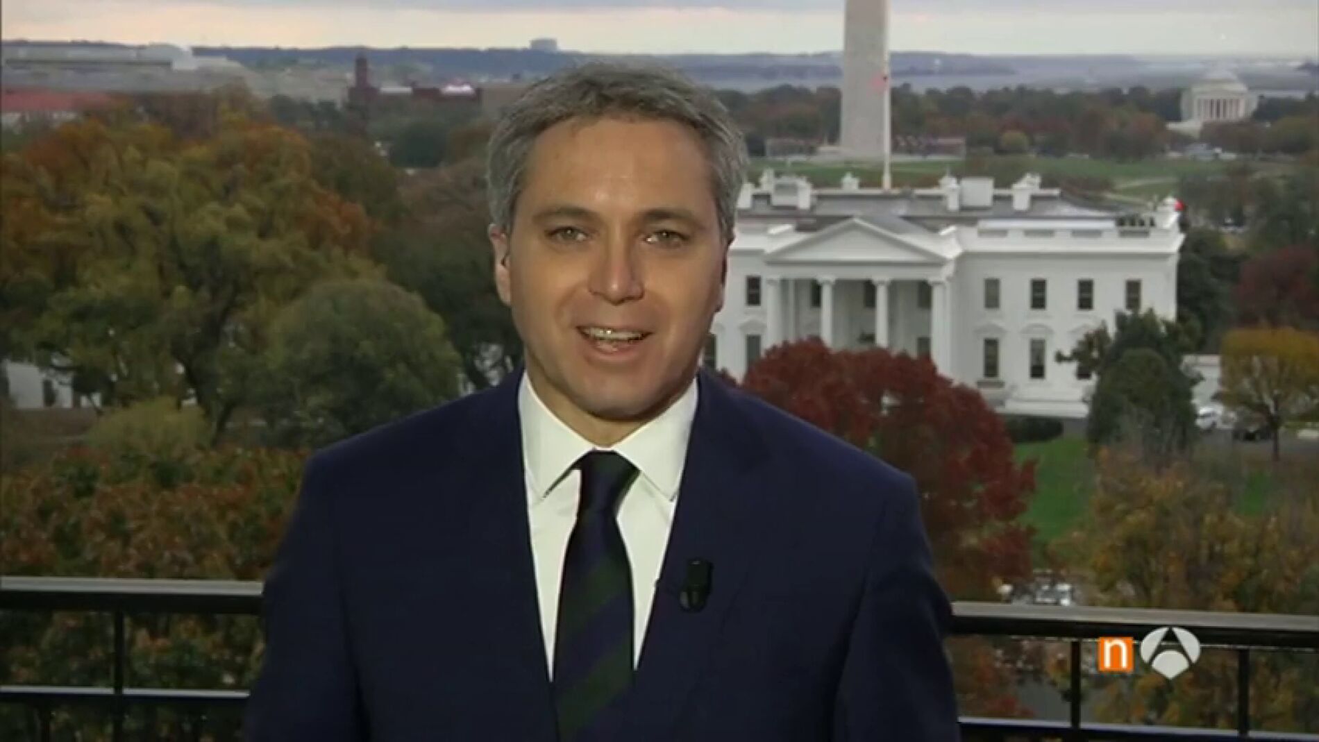 Frame 30.1056 de: Vicente Vallés agradece desde Washington, donde se encuentra cubriendo las elecciones de EEUU, su Ondas a Mejor Presentador