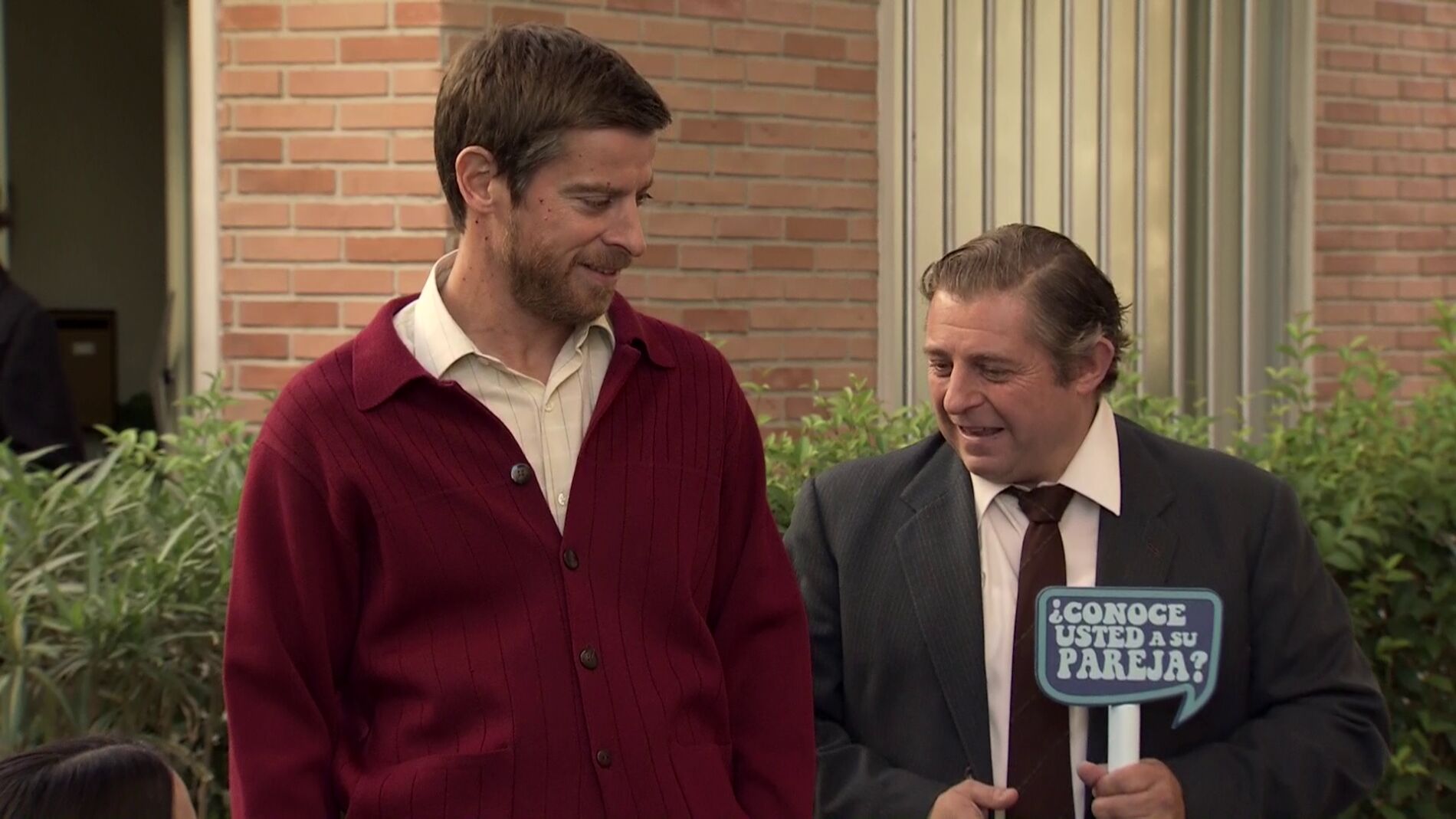  Marcelino celoso tras el premio televisivo de Manolita y Sebas