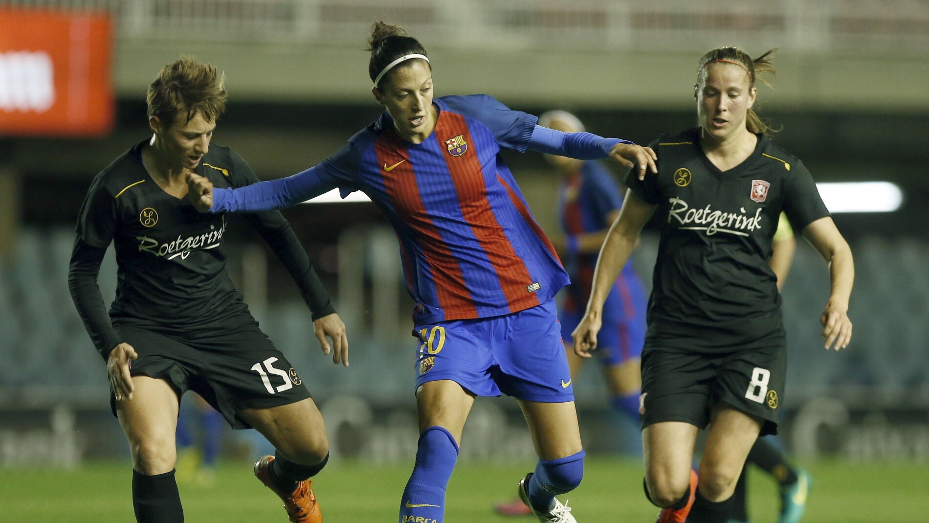 Jennifer Hermoso, en acci&oacute;n ante el Twente