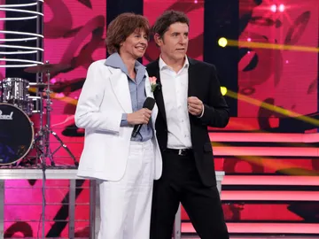 Àngel Llàcer a Esther: "Eres un ángel que cada semana nos enamora" Àngel Llàcer a Esther: "Eres un ángel que cada semana nos enamora"