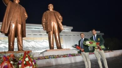 La increíble aventura de dos jóvenes australianos que se colaron en Corea del Norte para jugar un torneo de golf