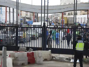 Paso fronterizo de Melilla Paso fronterizo de Melilla