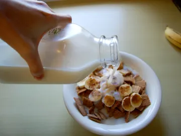 Cereales con leche. ¡Ups! Cereales con leche. ¡Ups!