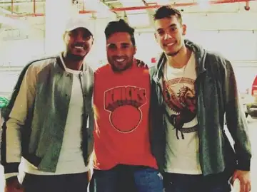 Bustamante junto a Carmelo Anthony y Willy Hernangómez Bustamante junto a Carmelo Anthony y Willy Hernangómez