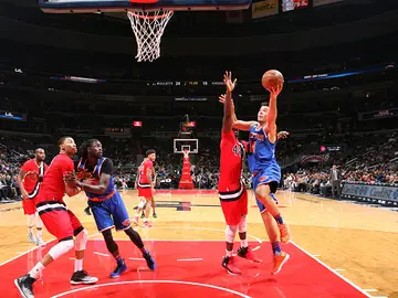 Willy Hernangómez lanza a canasta ante los Wizards Willy Hernangómez lanza a canasta ante los Wizards
