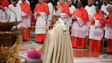 El Papa Francisco preside la ceremonia de los 17 nuevos cardenales El Papa Francisco preside la ceremonia de los 17 nuevos cardenales