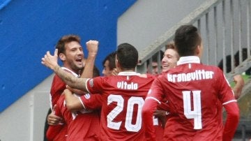 El Sevilla celebra un gol en Riazor