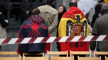 Asistentes a una concentración franquista Asistentes a una concentración franquista